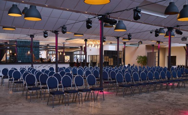VISCOSE Eventhalle