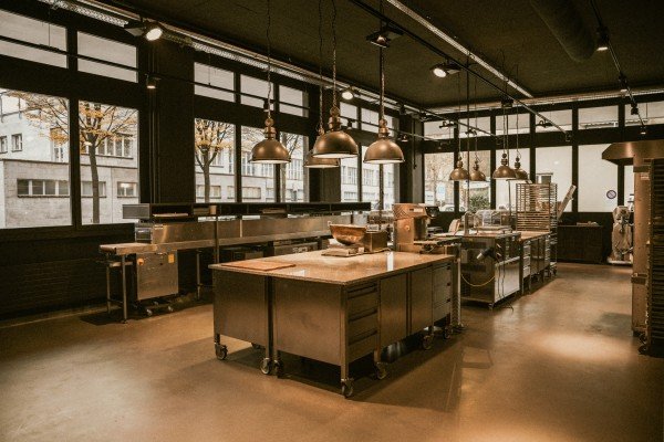 Erlebnislocations, Max Chocolatier Event and Design Studio