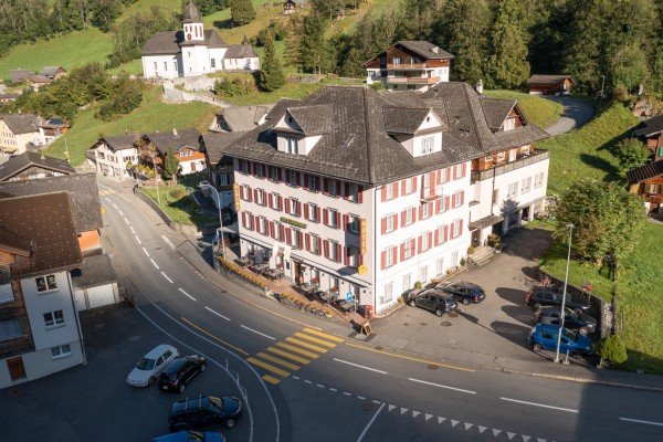 Hotel Alpina Uri