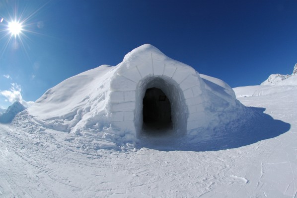 Iglu-Dorf Davos-Klosters