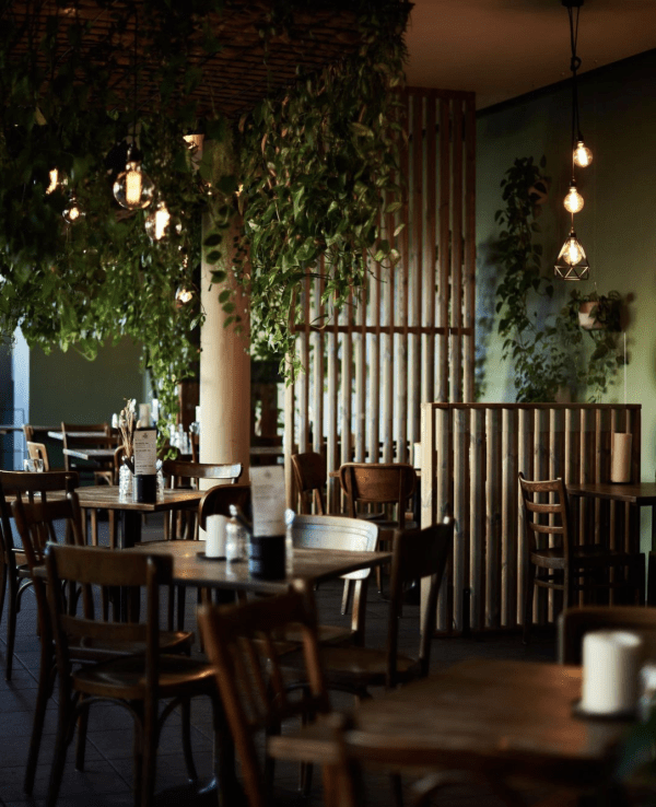 The Artisan - Kitchen & Urban Garden