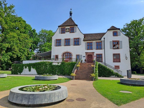 Schloss Binningen - Hotel im Schlosspark