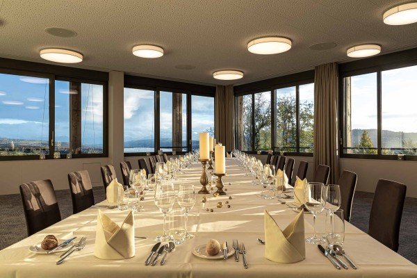 Cabrio-Restaurant Eichberg Seengen