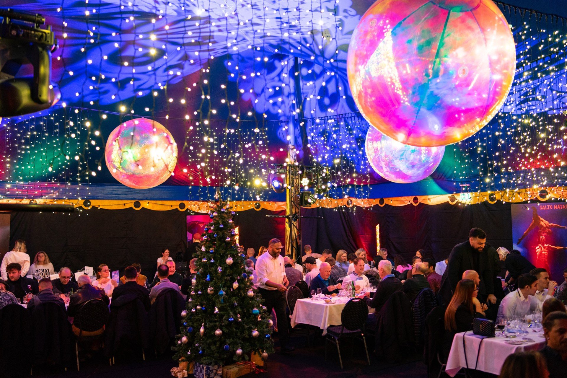 Salto - Der Circus der anderen Art