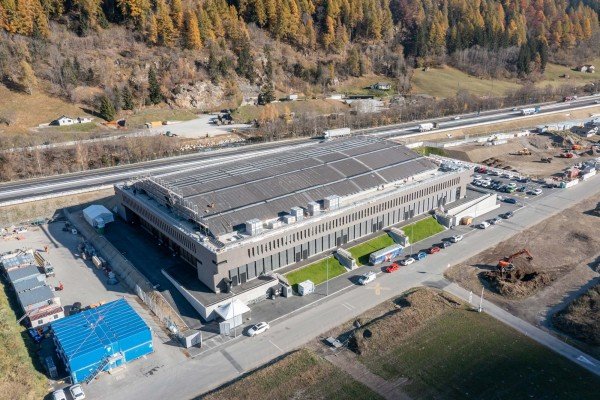 Stades sportifs, Gottardo Arena