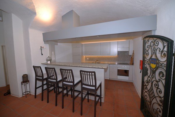 Gewölbekeller "Cave 8302"