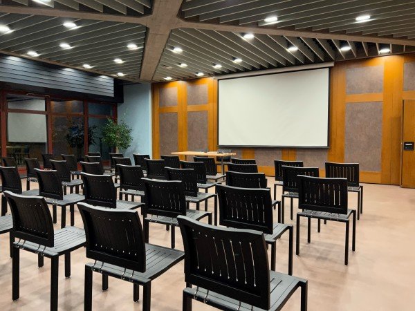 iwaz Clubhaus: Ihre Eventlocation im Züri Oberland