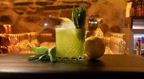 Nachtflug Bar & Lounge