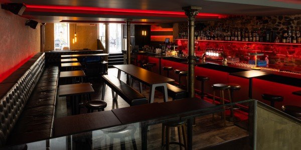 Nachtflug Bar & Lounge