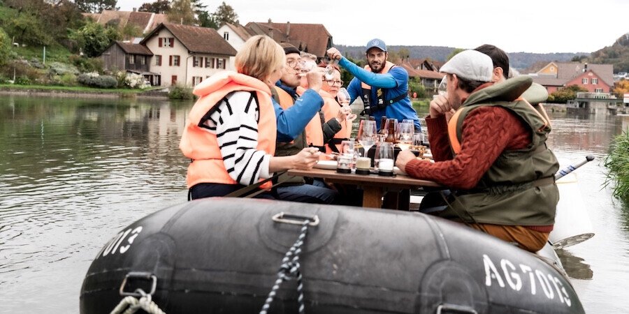 Schlemmererlebnis im Fondueschlauchboot