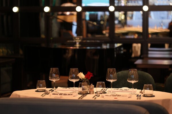 Haifisch Restaurant & Pianobar