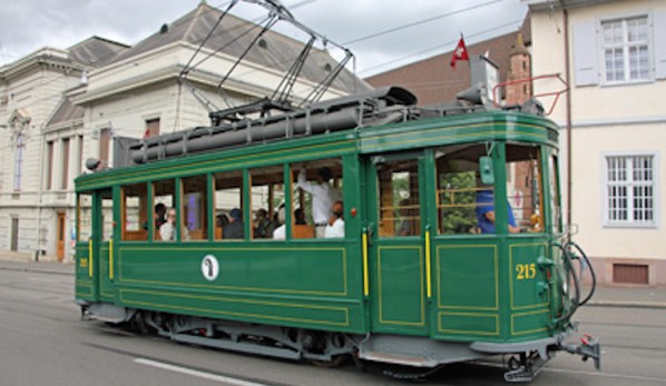 Oldtimer Tram 215 - Tram mieten Basel