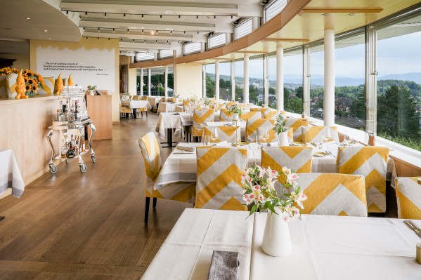 Sonnenberg Restaurant & Bar