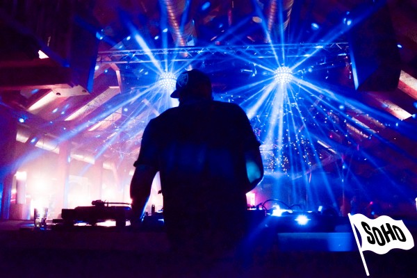 Soho Kosmos - Club, Restaurant, Lounge, Garten