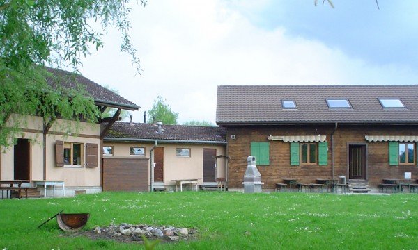 Cabane des Eclaireuses Le Grand Chêne