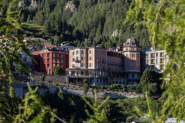 Hotel Belvedere Scuol