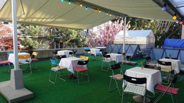 HUMOR LABOR PELLO BASEL