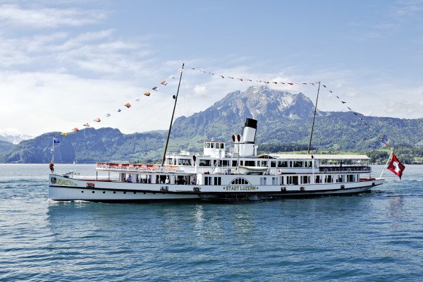 Eventschiff auf dem Vierwaldstättersee