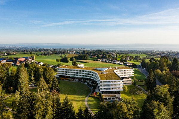 Oberwaid - Das Hotel. Die Klinik.