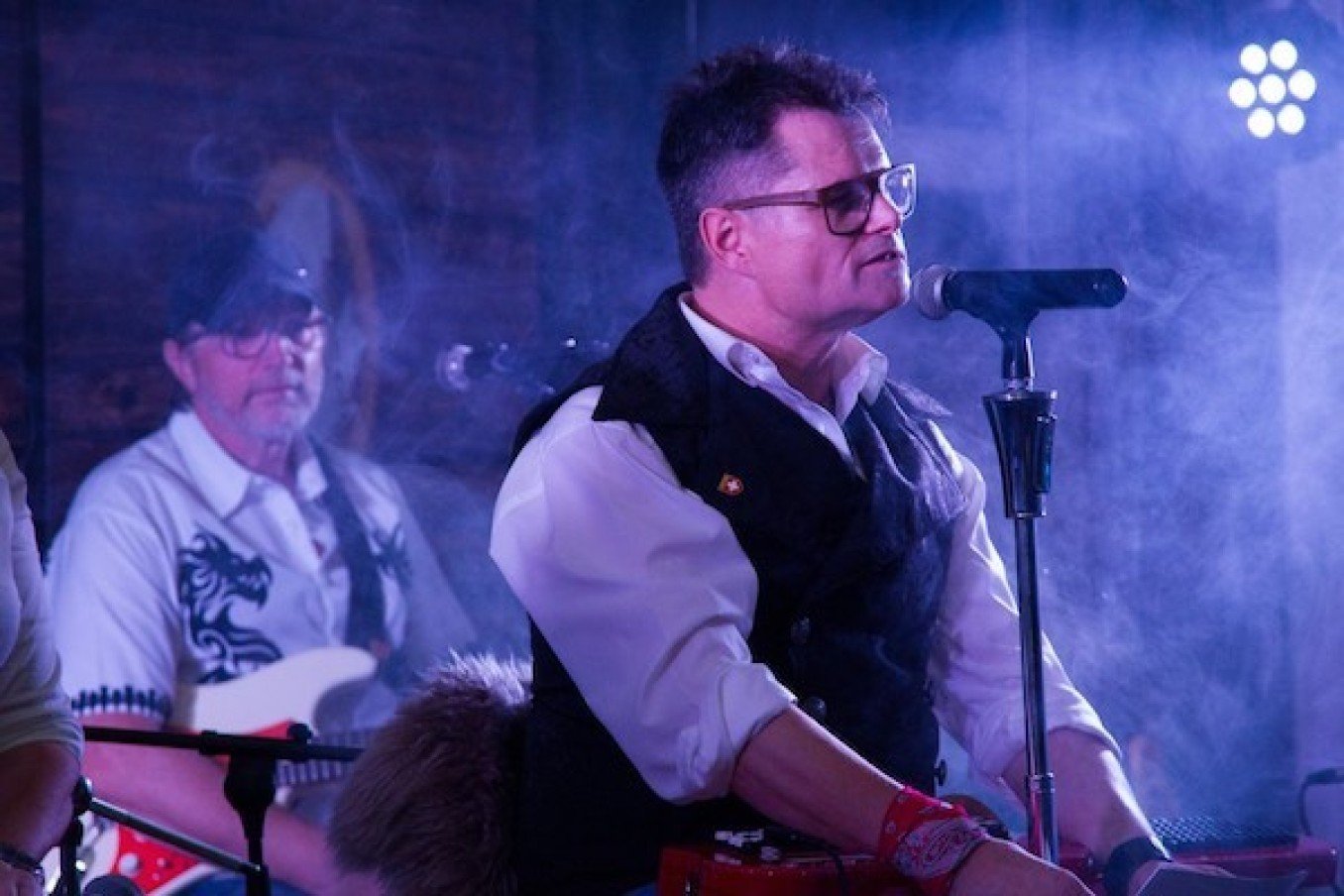 Musiker, Künstler und Unterhaltung