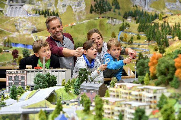 Erlebnislocations, Smilestones Miniaturwelt am Rheinfall