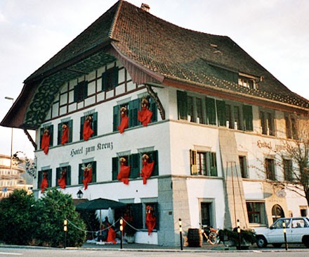 Gasthof zum Kreuz Suhr